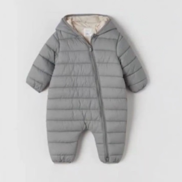 ❄️ Zara Baby Snowsuit – Like New & Super Cozy 🧸 - Picture 1 of 5